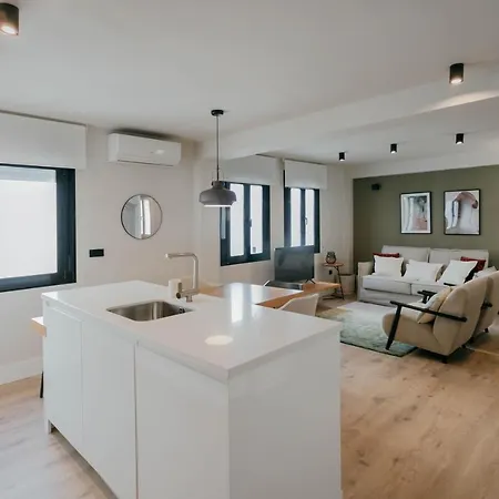 Elegant And Luxury 2bd 2bth- Alfalfa Apartment