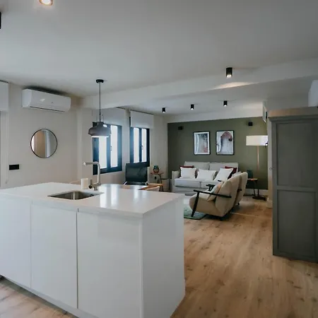 Elegant And Luxury 2bd 2bth- Alfalfa Apartment *