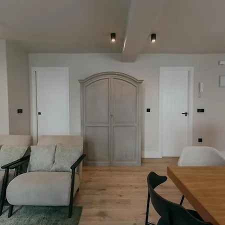 Elegant And Luxury 2bd 2bth- Alfalfa Apartment Seville