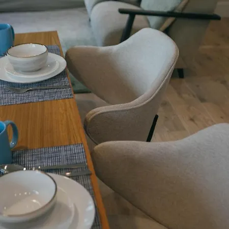 Elegant And Luxury 2bd 2bth- Alfalfa Apartment Seville