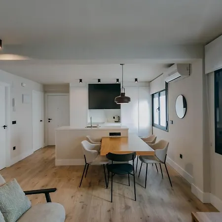 Elegant And Luxury 2bd 2bth- Alfalfa Apartment Seville
