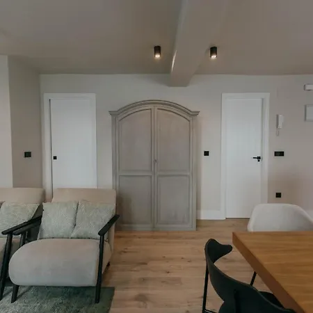 Elegant And Luxury 2bd 2bth- Alfalfa Apartment
